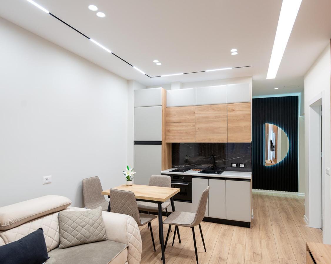 Arkle Apartment 3 Tirana Buitenkant foto