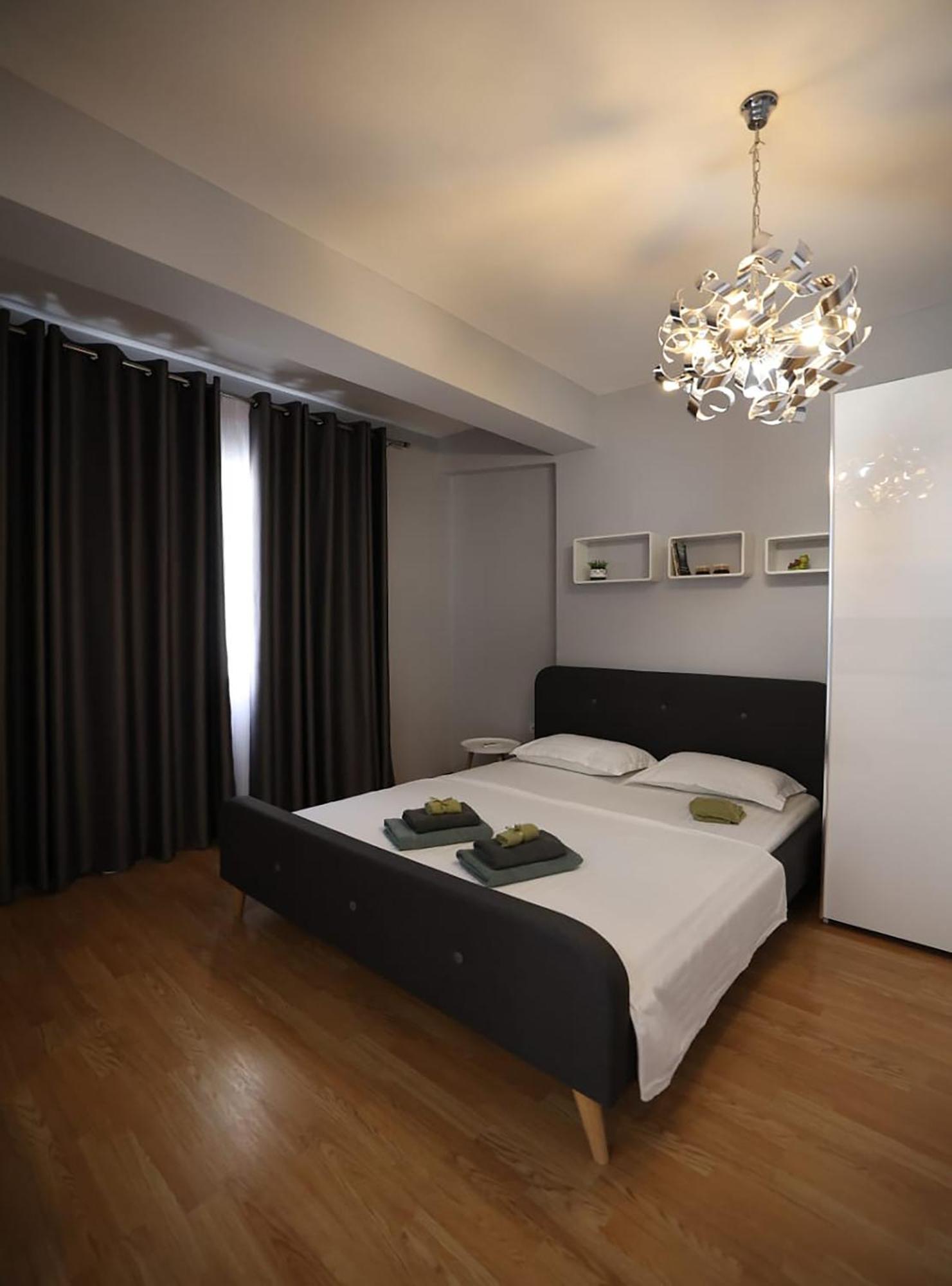 Arkle Apartment 3 Tirana Buitenkant foto