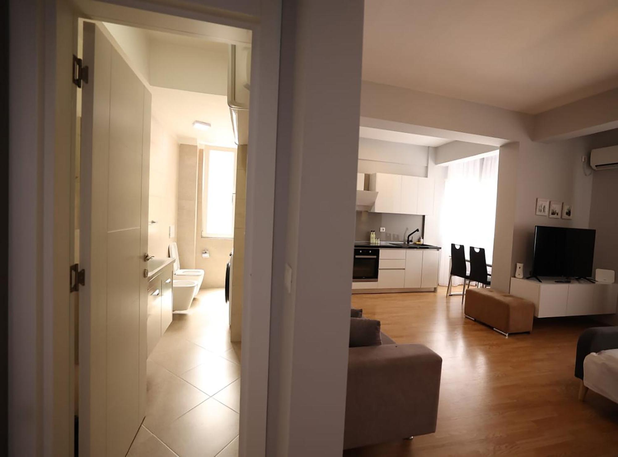 Arkle Apartment 3 Tirana Buitenkant foto