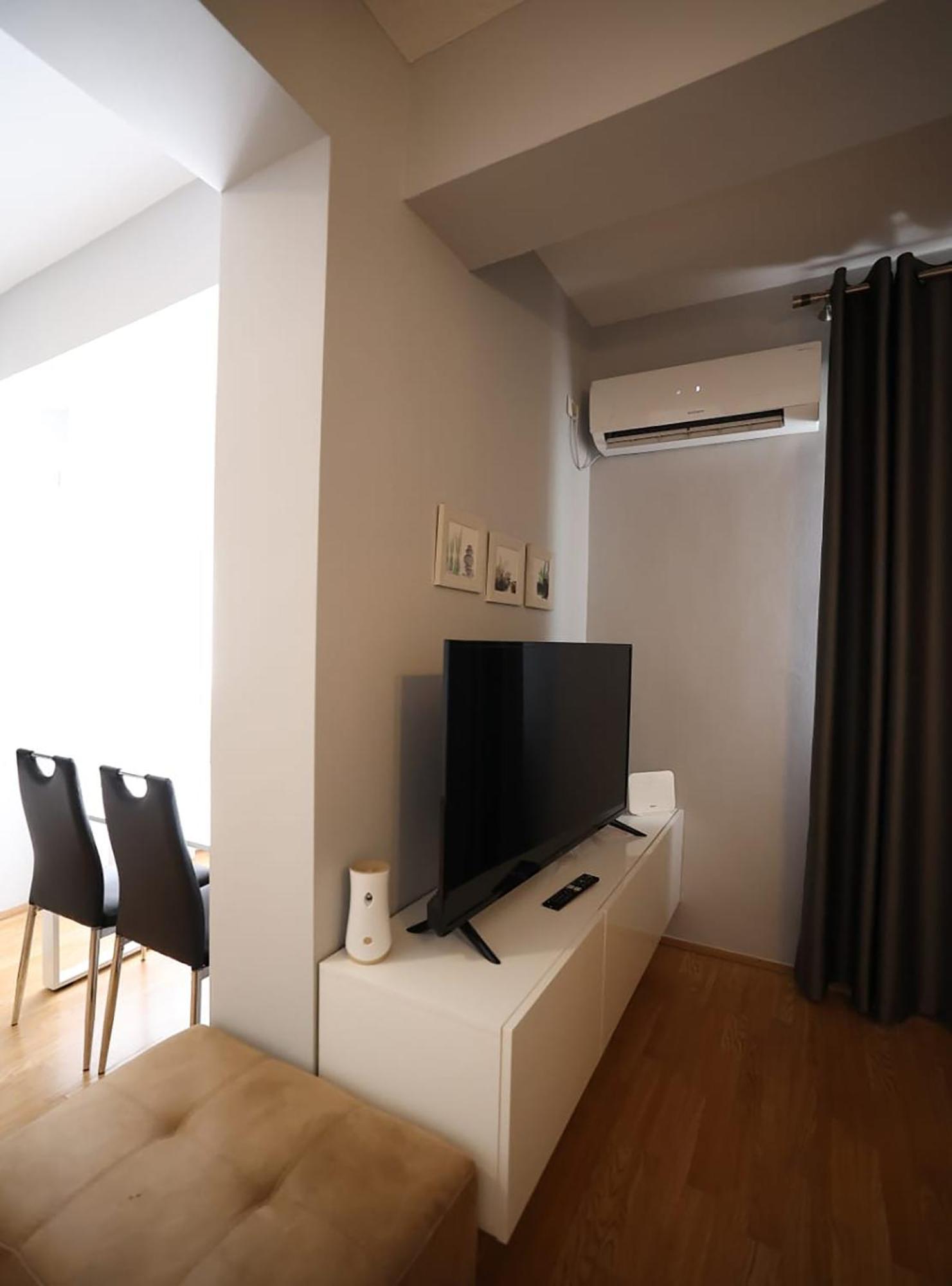 Arkle Apartment 3 Tirana Buitenkant foto